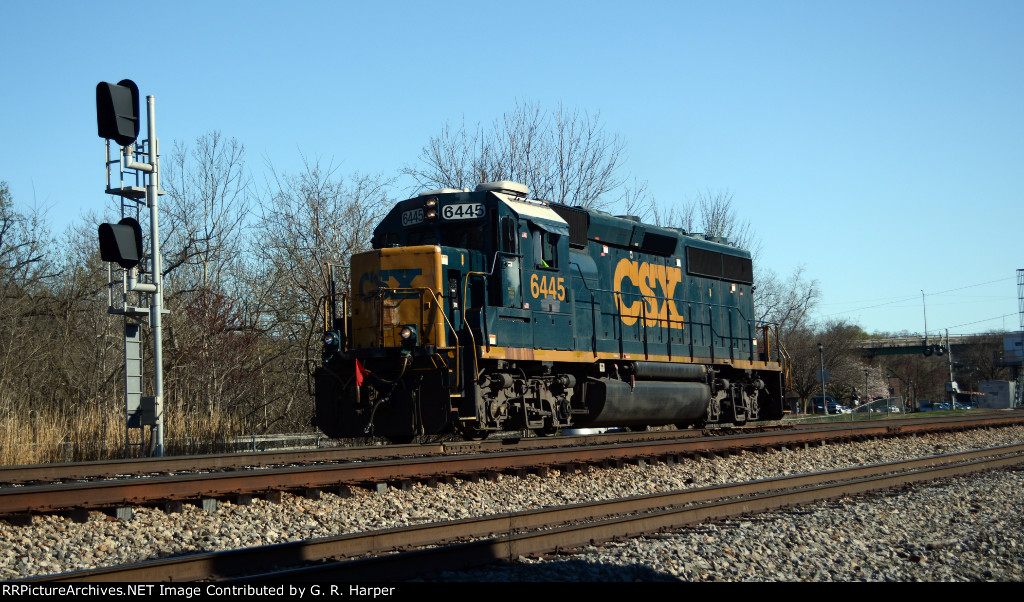 CSX 6445 comes off the "Switching Lead" (although there a no more industries to switch anymore) and heads west on #1 track